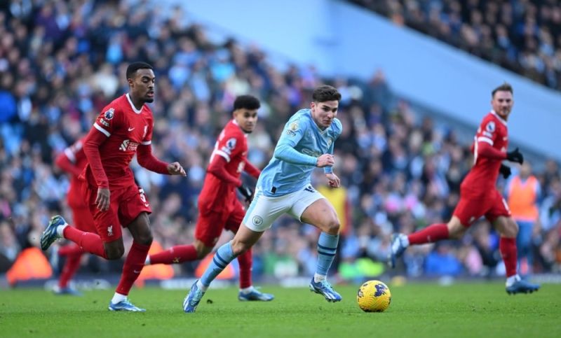 الأحد..صدام بين ليفربول والسيتي في قمة الدوري الإنجليزي