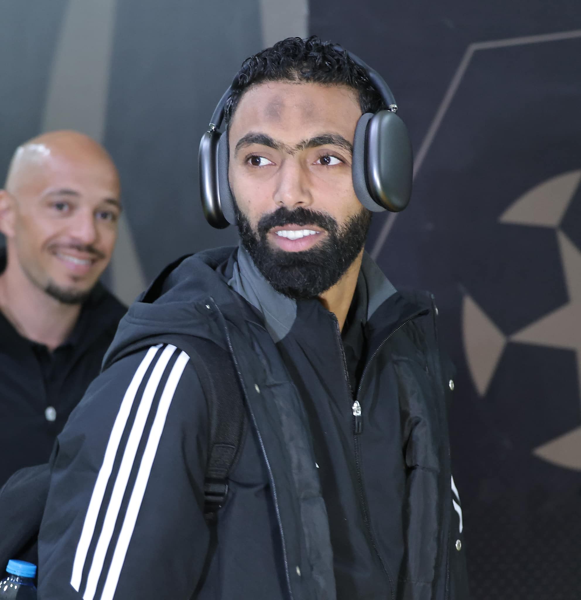 لقطات من وصول الاهلي ملعب برج العرب لمواجهة الأهلي (13)