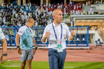 العين الإماراتي يعلن إنهاء عقد جارديم مدرب الهلال السابق