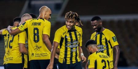 اخبار الرياضة القنوات الناقلة لمباراة الاتحاد ضد الفتح في الجولة 11 من الدوري السعودي - موقع بالجول