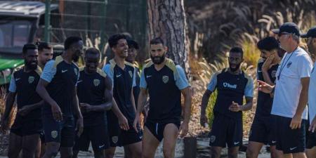 الموعد والقنوات الناقلة لمباراة الاتحاد ضد الفتح في دوري روشن السعودي - عرب فايف