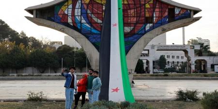 السلطة السورية الجديدة تعلن استعدادها للتعاون مع واشنطن للبحث عن مواطنيها "المغيبين" - عرب فايف