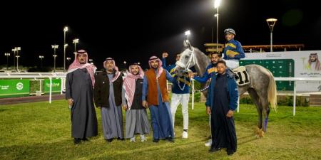 "النصر لله" تهدي مربط أجمل كأس بوابة الدرعية - عرب فايف