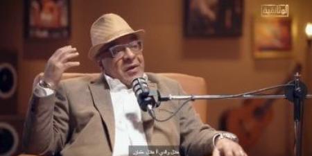 الشاعر عنتر هلال: محمد منير أهم مشروع فني ظهر في آخر 50 سنة.. تجربة متكاملة - عرب فايف