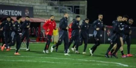 بعد وصول البعثة متأخرة .. أول مران للأهلى فى الجزائر استعدادا لمواجهة بلوزداد بدورى الأبطال.. فيديو - عرب فايف