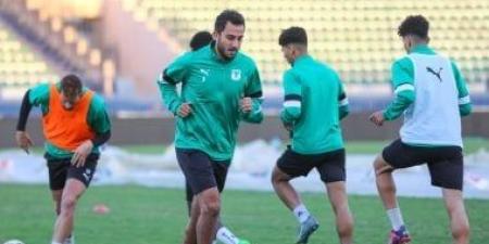 أحمد أيمن منصور: لو كنت مكان بن شرقى أرجع الزمالك - عرب فايف