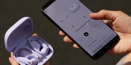 أبل تستعد لإطلاق PowerBeats Pro 2 الأسبوع المقبل بنفس معالج AirPods Pro 2 - عرب فايف