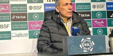 دونيس مدرب الخليج:  فخور بأداء اللاعبين أمام الاتحاد.. وغيرنا فلسفتنا وبعض العقليات بالفريق - عرب فايف