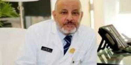الخضيري يحسم الجدل بشأن حقيقة تسبب لحوم الدجاج في وفاة الرجال - عرب فايف