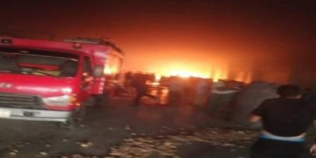 بالأسماء.. إصابة 11 شخصًا باختناق في حريق ثلاجة بطاطس بكوم حمادة - عرب فايف