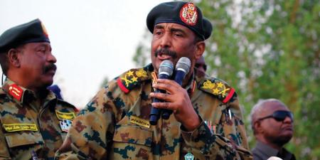 البرهان يعين "الحاج" رئيسًا جديدًا للحكومة في السودان - عرب فايف