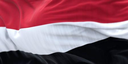 اليمن يعين رئيس وزراء جديدا بعد استقالة الحكومة - عرب فايف