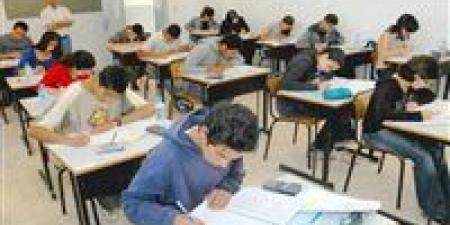 موعد اعلان نتيجة امتحانات شهر ابريل لطلاب النقل - عرب فايف