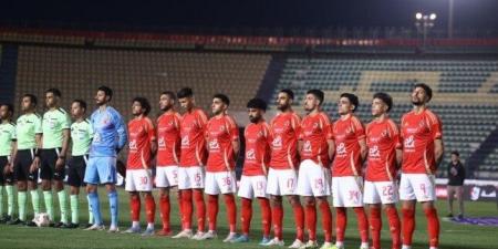 الأهلي يمطر شباك حرس الحدود بخماسية ويضيق الخناق على بيراميدز «فيديو» - عرب فايف