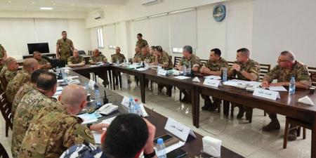 قائد الجيش تفقد غرفة عمليات منطقة جبل لبنان واطّلع على التدابير المتَّخَذة لحفظ أمن العملية الانتخابية - عرب فايف