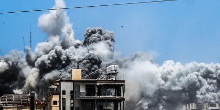 استشهاد فلسطينية في قصف الاحتلال الإسرائيلي منزلا في مدينة غزة - عرب فايف