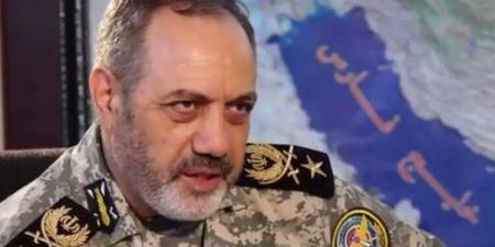 سلطات إيران كشفت عن صاروخ باليستي مداه أكثر من 1200 كلم ووزير الدفاع توعّد بالردّ على أي هجوم - عرب فايف