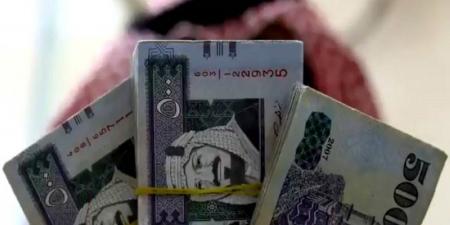 انخفاض سعر الريال مقابل الجنيه اليوم في البنوك المصرية - عرب فايف