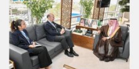 الدكتور عبدالله الربيعة يلتقي السفير الإسباني بالرياض - عرب فايف