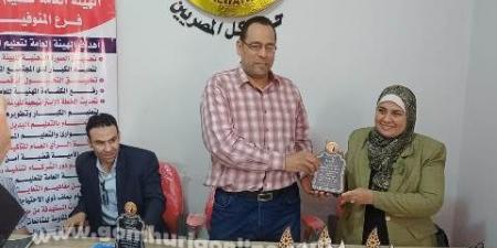 حماه الوطن وتعليم الكبار يطلقان مبادرة " وطن بلا أمية"  - عرب فايف