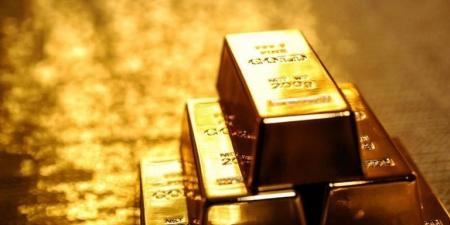 الذهب يقترب من أعلى مستوياته مع ترقب قرار الفيدرالي وتصاعد التوترات التجارية الأمريكية - عرب فايف