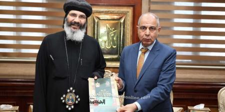 محافظ المنيا يلتقي وفد دير العذراء والملاك ميخائيل بالبهنسا - عرب فايف