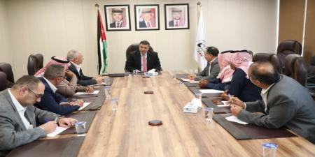 وزير الزراعة: نعمل على آلية محوكمة لتعداد الاغنام - عرب فايف
