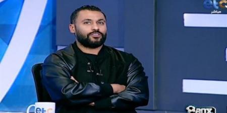 نقل حسام عاشور لاعب الأهلي السابق لأحد المستشفيات بعد تعرضه لوعكة صحية مفاجئة - عرب فايف