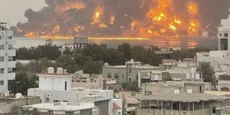 تصعيد خطير: إسرائيل تقصف مطار صنعاء بالكامل وتوسع عملياتها داخل اليمن - عرب فايف