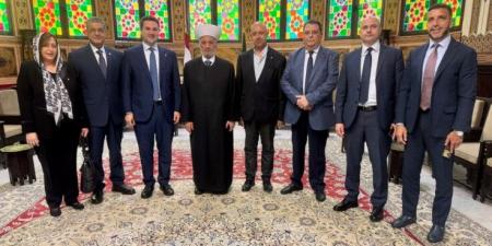 الجميل زار دريان: اتعهد أن نعالج موضوع بلدية بيروت والشراكة والتمثيل والصلاحيات بهدوء في إطار صريح - عرب فايف