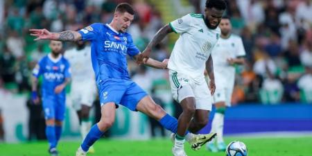 الانضباط تعاقب الهلال والأهلي وتوقف مسؤول الشباب لمدة عام - عرب فايف