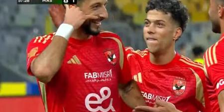 الدوري المصري الممتاز: وسام أبو علي يسجل الهدف الثالث للأهلي في مرمى المصري البورسعيدي في الدقيقة 58 - عرب فايف