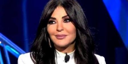 راغدة شلهوب تكشف تفاصيل فقدان حقيبتها في دبي واستعادتها «فيديو» - عرب فايف