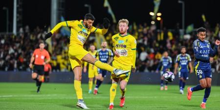 العروبة يفقد لاعبه قبل مباراة الهلال - عرب فايف