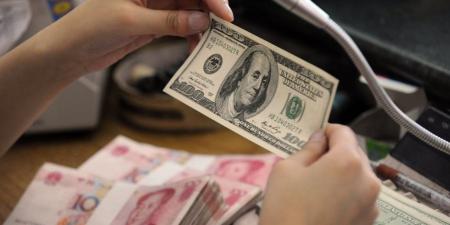 ضبط قضايا إتجار بالعملات الأجنبية بقيمة تزيد عن 5 ملايين جنيه في 24 ساعة - عرب فايف