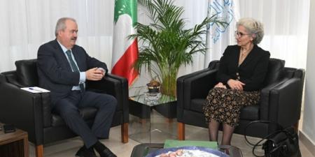 كرامي: سنطلب من مجلس النواب اعتمادات إضافية من الخزينة لتحسين مداخيل المعلمين - عرب فايف