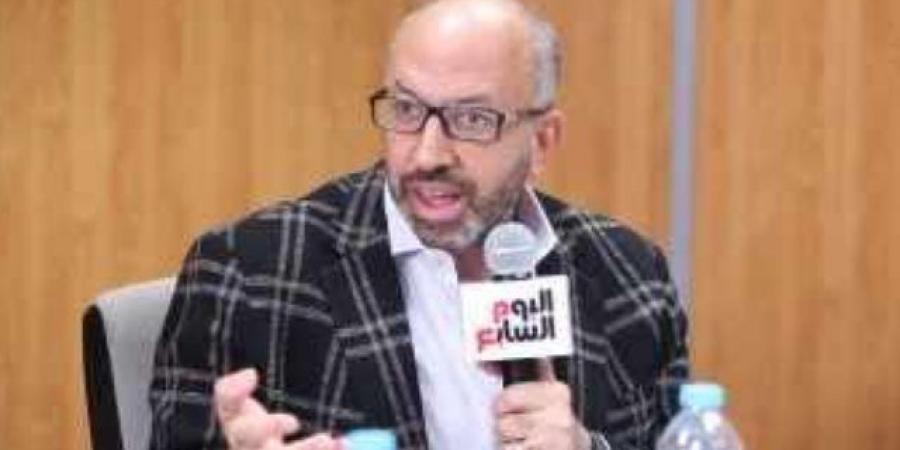 حسام المندوه: نقل محمد طارق عضو مجلس الزمالك للعناية المركزة بعد حريق منزله - عرب فايف