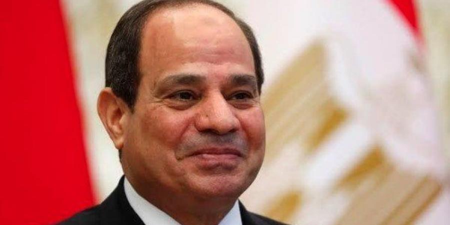 مصطفى بكري: الرئيس السيسي يواجه الشائعات بحكمة ويواصل بناء مصر الحديثة - عرب فايف