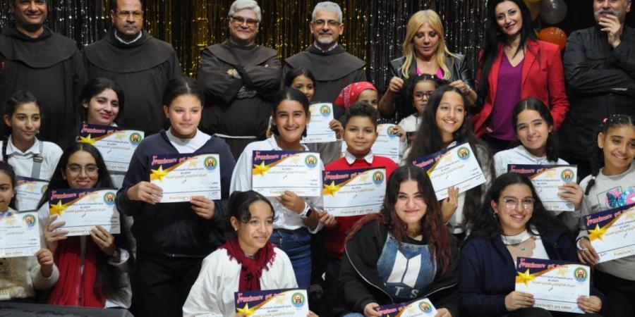 12:29
المشاهير العرب

أميرة سليم تكشف عن مشاركتها في الموسم الثالث من Franciscan’s Got Talent - عرب فايف