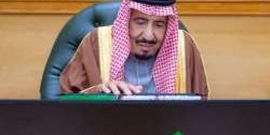 عاجل | خادم الحرمين الشريفين يدشن مشروع قطار الرياض العملاق - عرب فايف