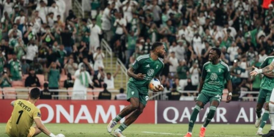 دوري أبطال آسيا للنخبة : الأهلي يتعادل مع ضيفه الاستقلال الإيراني (2-2) - عرب فايف