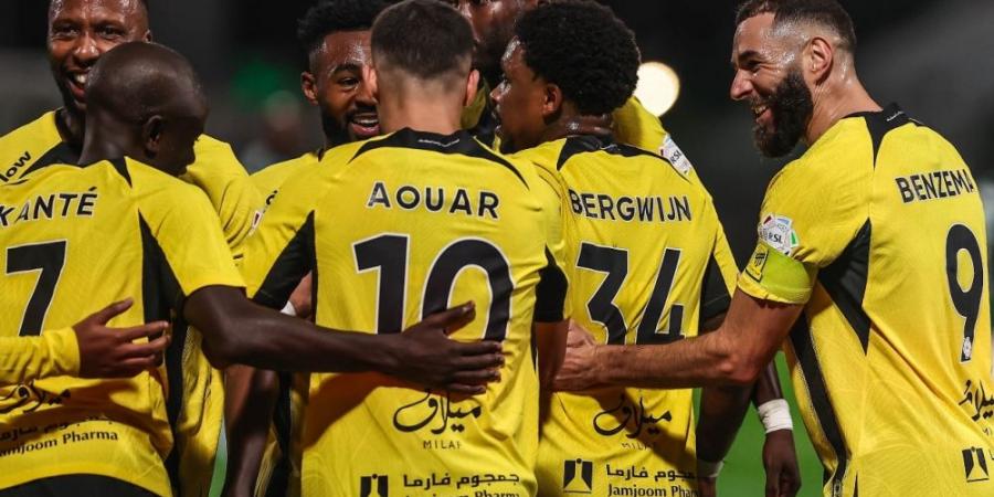 لوران بلان يضم جناح شاب لتدريبات الاتحاد قبل مباراة النصر - عرب فايف