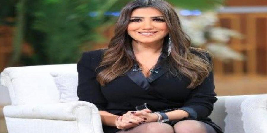 مي عمر أفضل ممثلة في "ملتقى الإبداع العربي" - عرب فايف