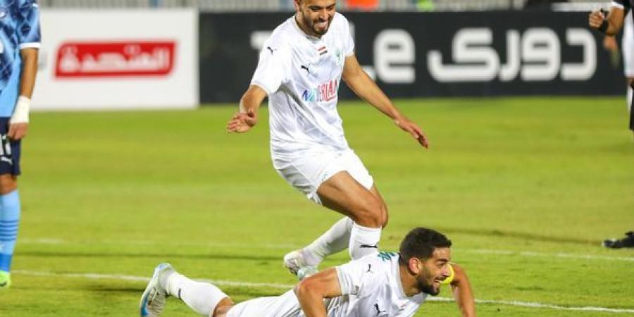 الأهلي يواصل نزيف النقاط والزمالك يستعيد رونقه أمام المحلة.. نتائج مثيرة في الدوري - عرب فايف