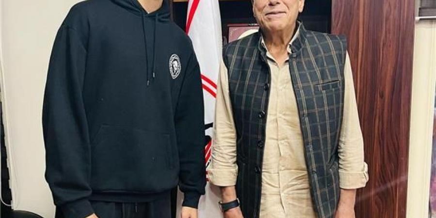 مساحات سبورت: لاعب الزمالك يُعلن تجديد عقده مع الفريق: لن أبخل بنقطة عرق.. وأشكر حسين لبيب - عرب فايف