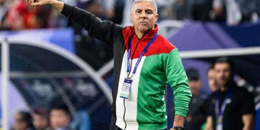 قدم خدمات جليلة للمنتخب الفلسطيني: مكرم دبوب يغادر - عرب فايف