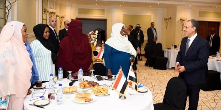 وزير الخارجية يلتقي مجموعة من السياسيين السودانيين وممثلي المجتمع المدني السوداني خلال...اليوم الأربعاء، 4 ديسمبر 2024 09:12 صـ   منذ 3 دقائق - عرب فايف