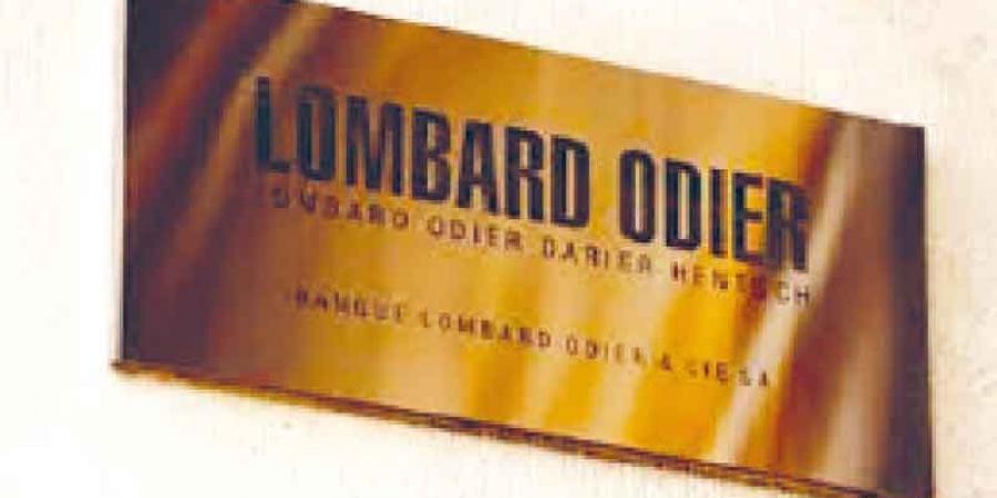 أخبار اقتصادية دولية .. سويسرا تتهم «Lombard Odier» وأحد موظفيه السابقين بعمليات غسل أموال - عرب فايف