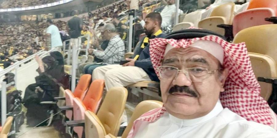 أبوعمارة لـ«عكاظ»: الاتحاد «جاب» النصر واستحق الصدارة - عرب فايف