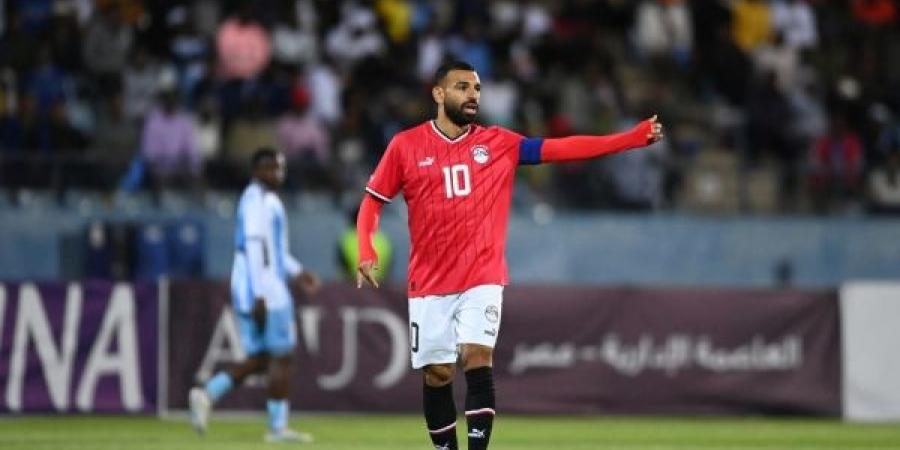 محمد صلاح وحكيمي يقودان تشكيلة قارة افريقيا لعام 2024 - عرب فايف